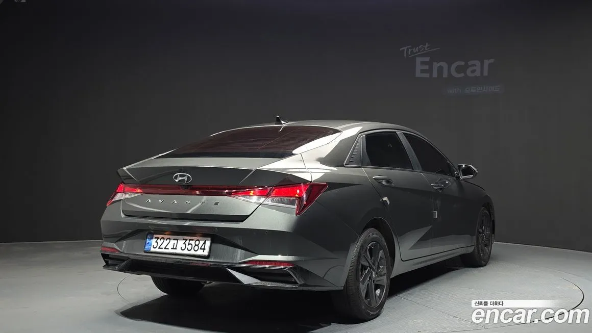 Hyundai AVANTE — фото 4