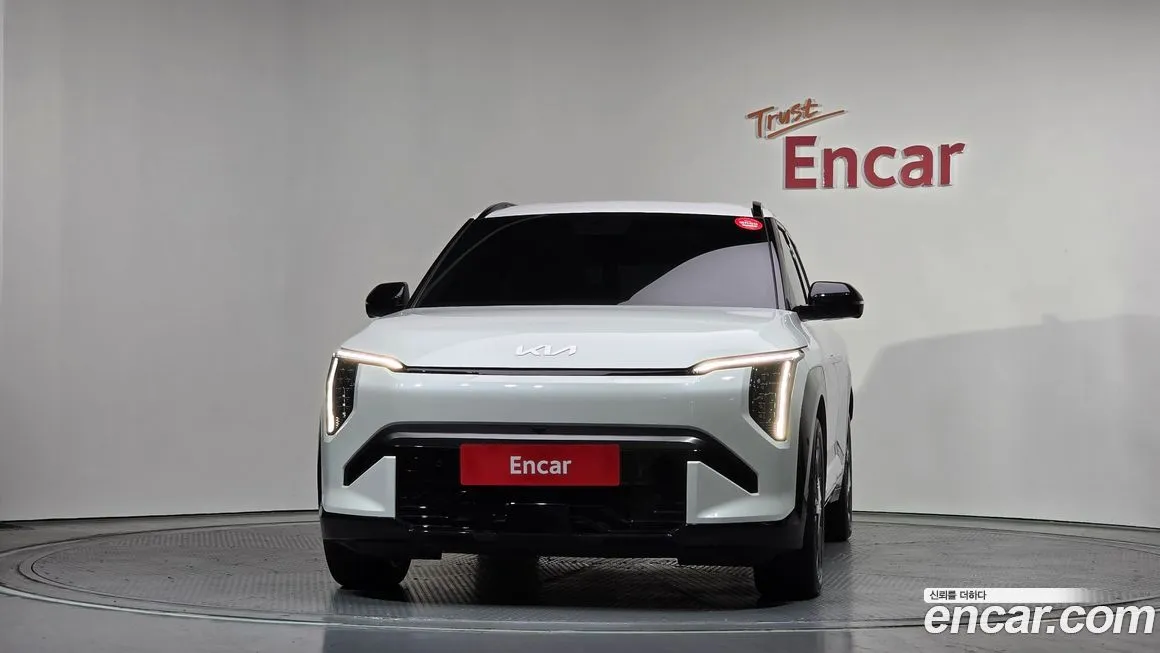 Kia EV3 — фото 2