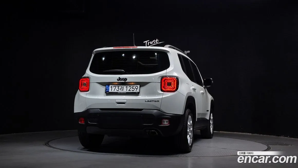Jeep Renegade 2021 из KR, фото 3