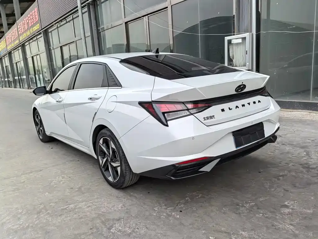 Hyundai Elantra 2022 из CN, фото 9