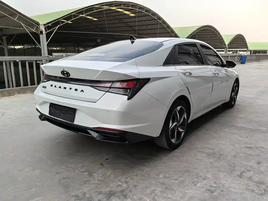 Hyundai Elantra 2022 из CN, фото 6