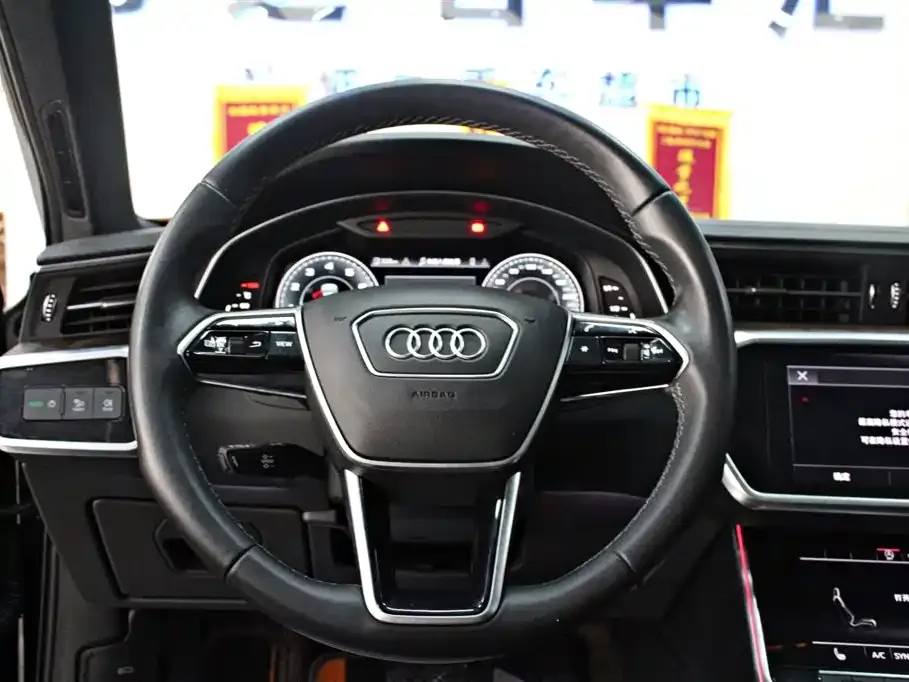 Audi A6L — фото 10
