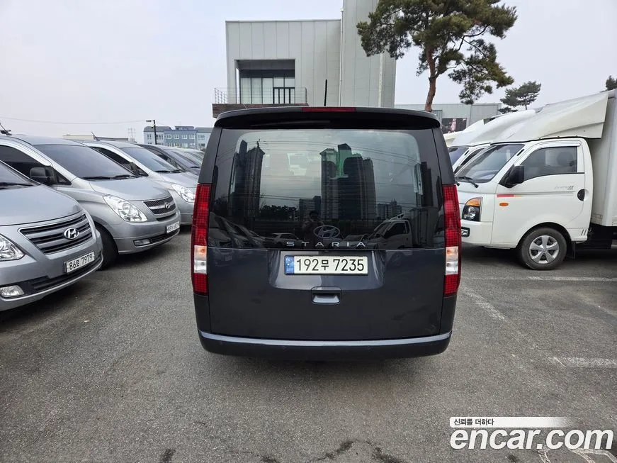 Hyundai Staria — фото 10