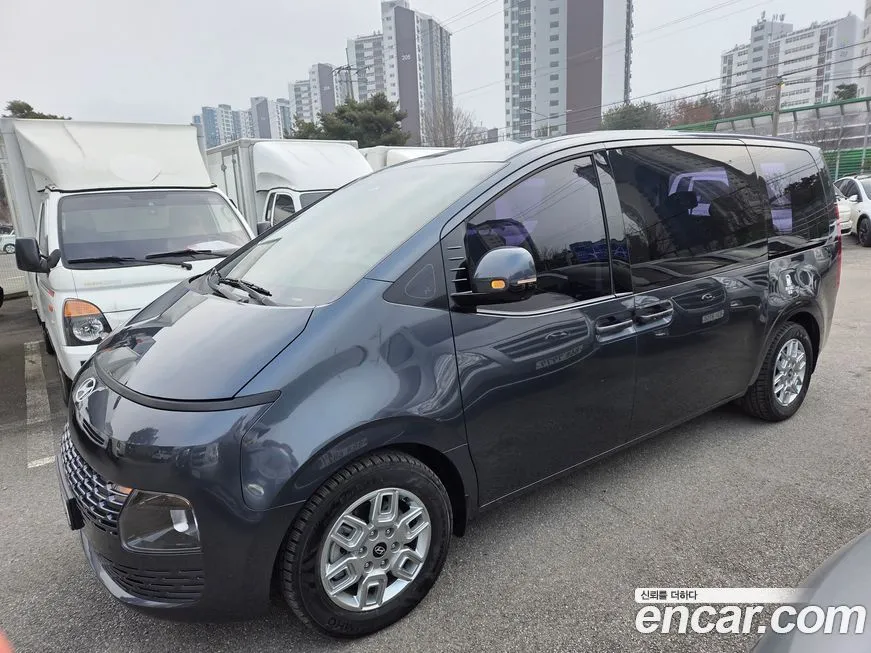 Hyundai Staria — фото 2