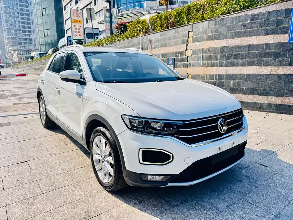 Volkswagen T-Roc — фото 4