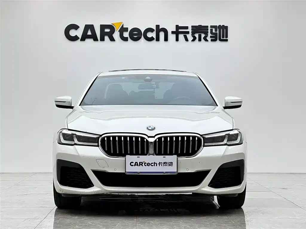BMW 5 Series — фото 3