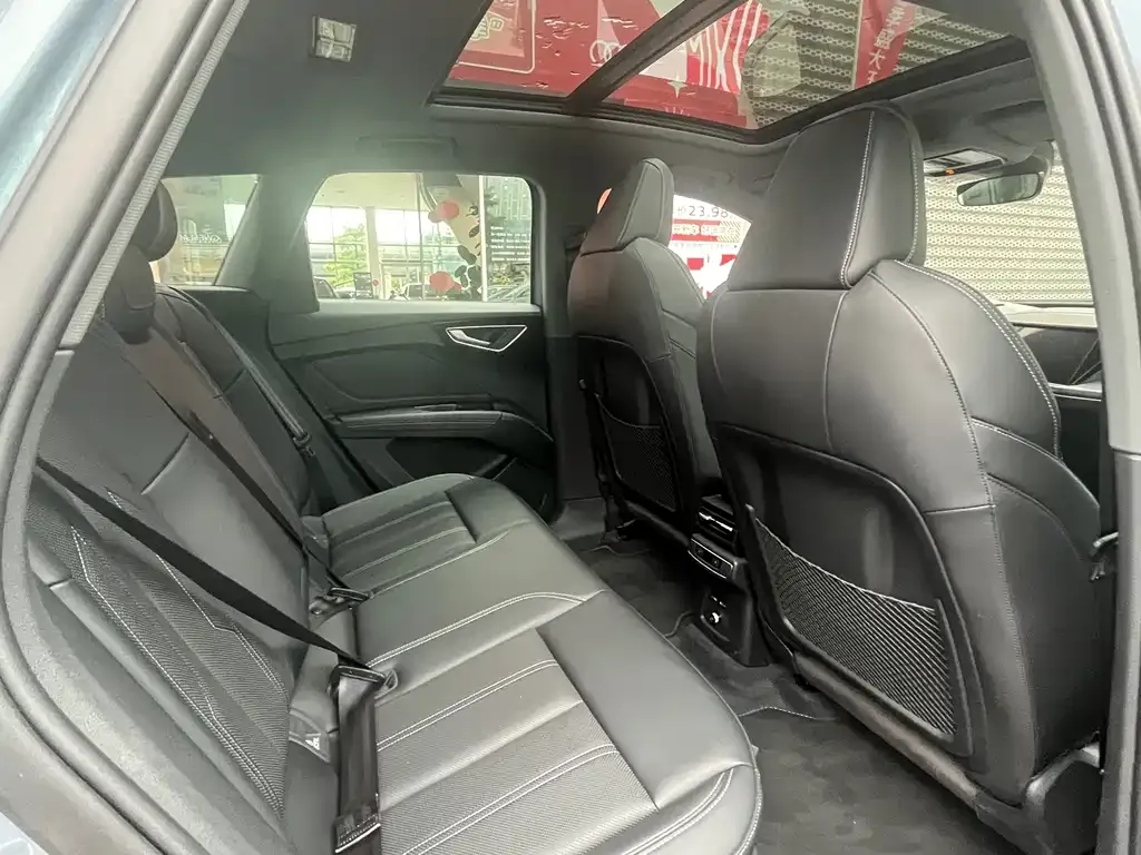 Audi Q4 e-tron 2025 из CN, фото 4