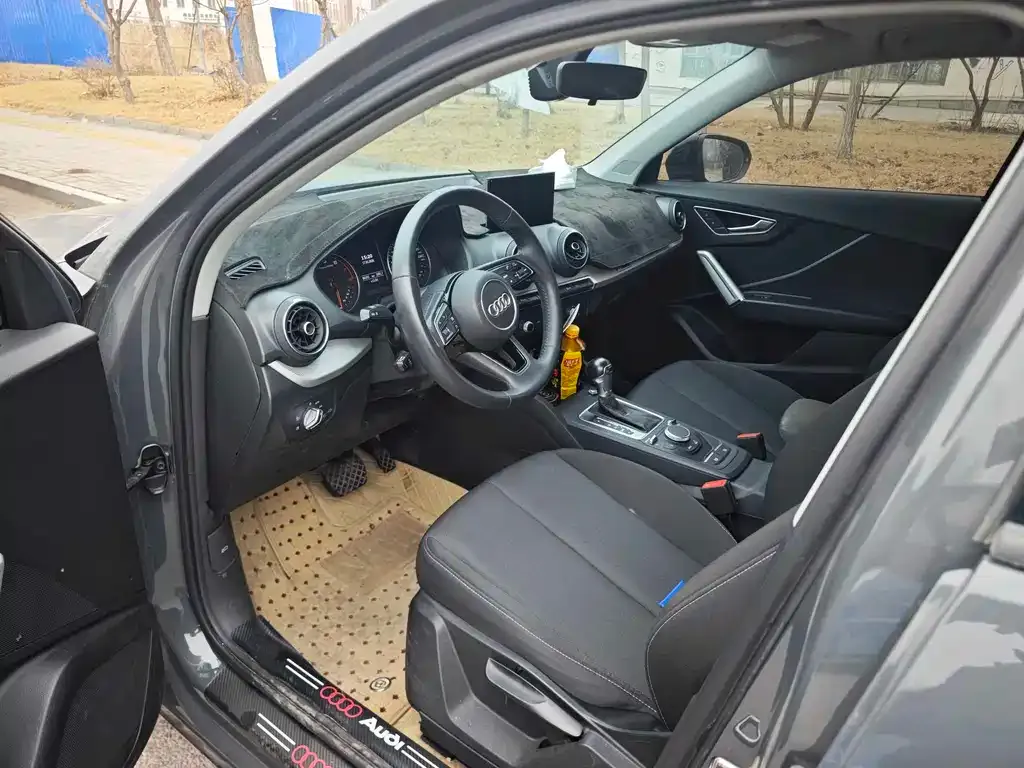 Audi Q2L 2021 из CN, фото 2