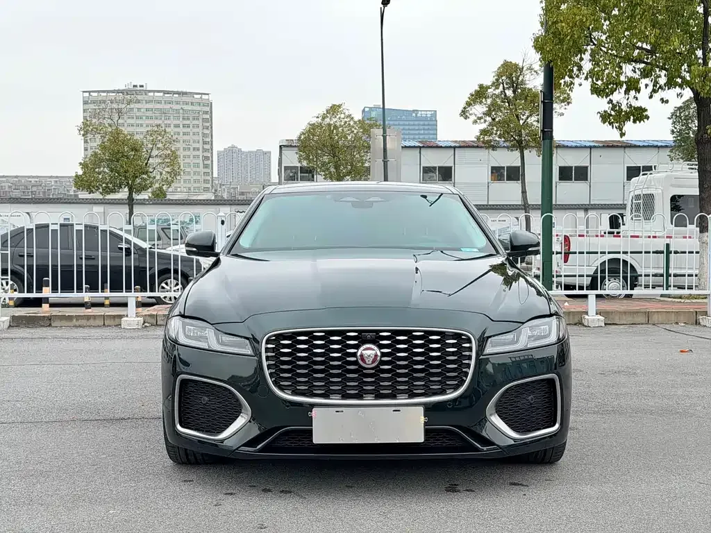 Jaguar XFL 2023 из CN, фото 7