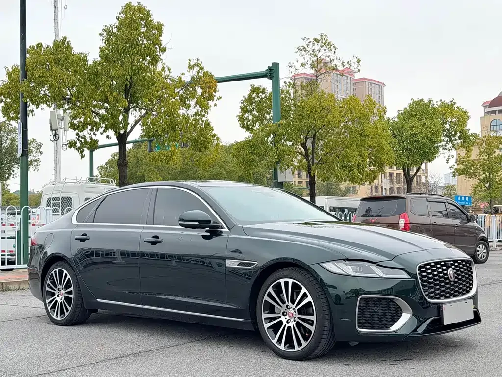 Jaguar XFL 2023 из CN, фото 8