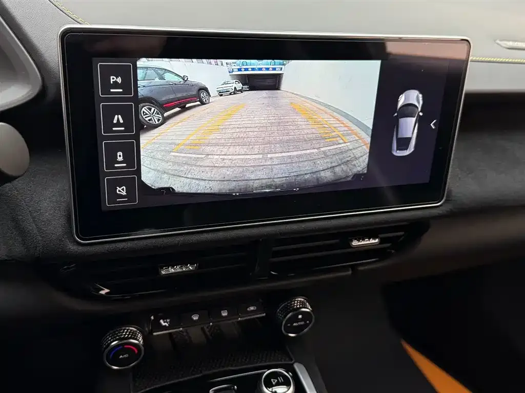 Lotus Emira 2023 из CN, фото 7