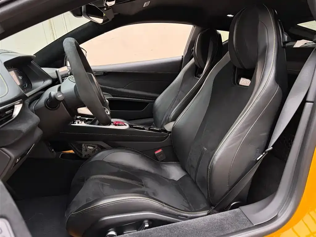 Lotus Emira 2023 из CN, фото 9