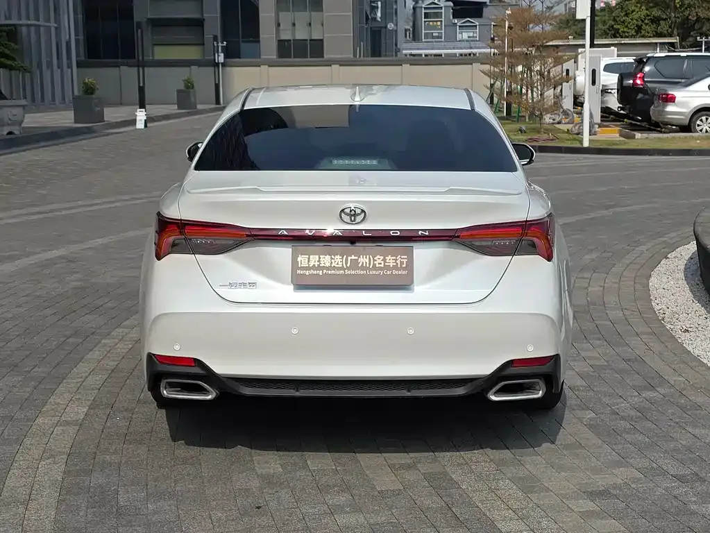 Toyota Avalon 2022 из CN, фото 7