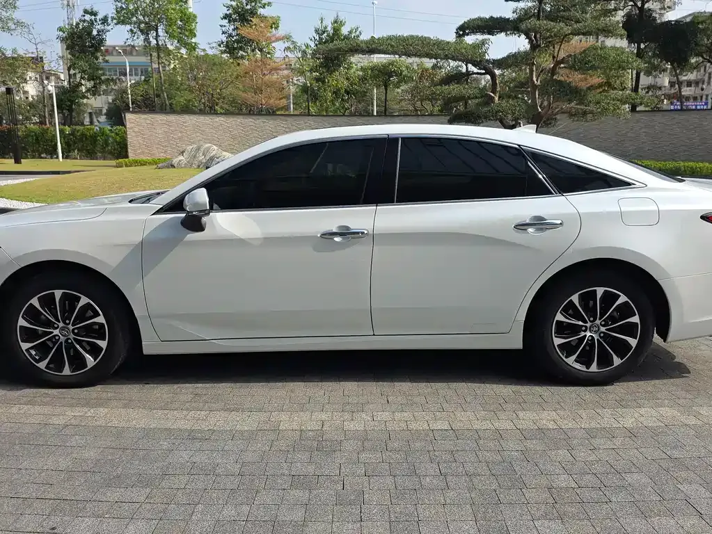 Toyota Avalon 2022 из CN, фото 9