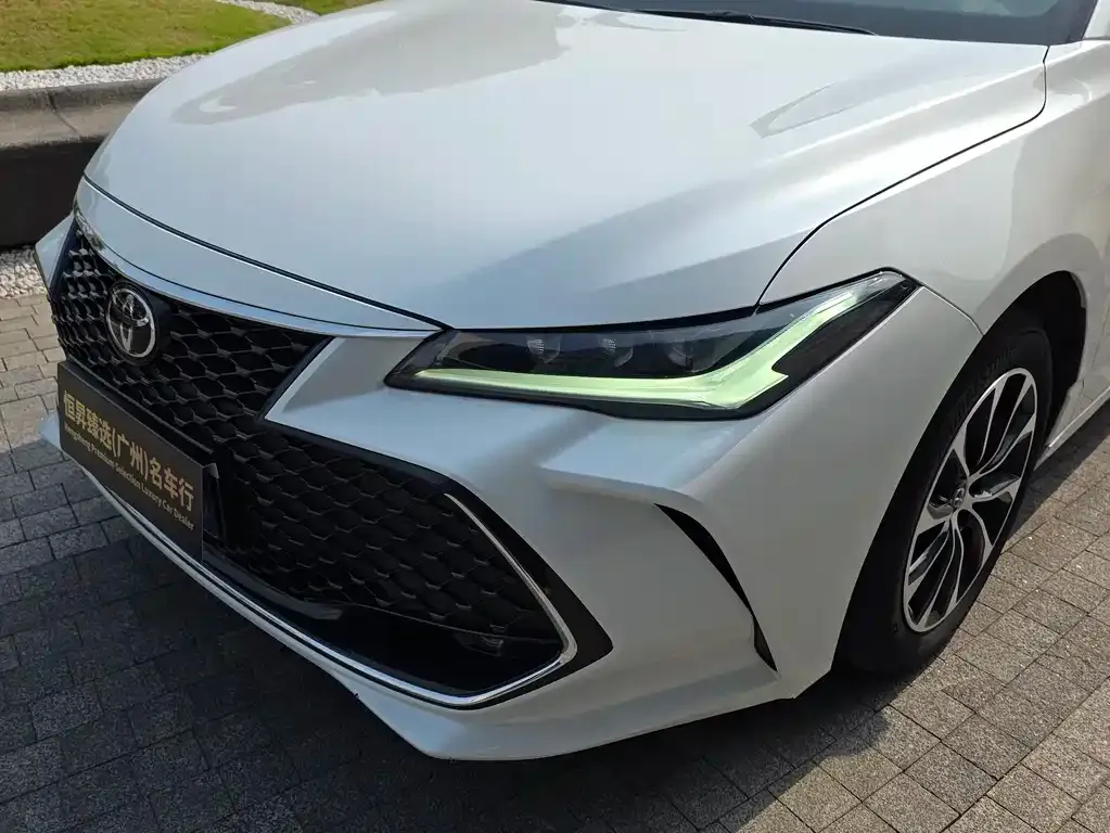Toyota Avalon 2022 из CN, фото 8