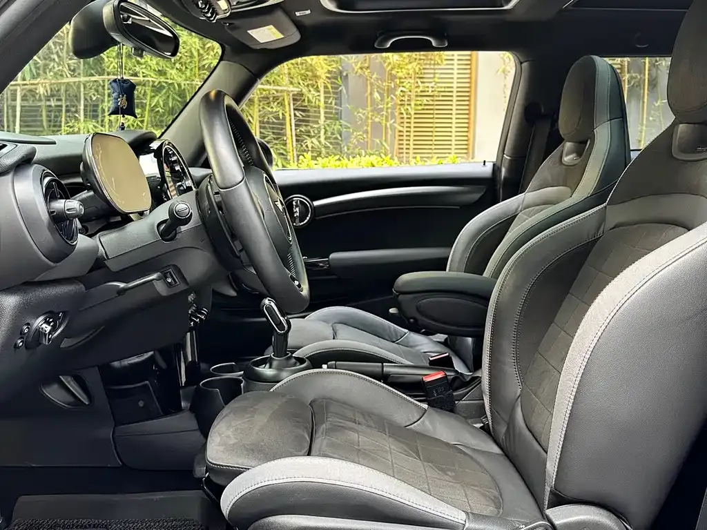 MINI JCW (John Cooper Works) 2021 из CN, фото 4