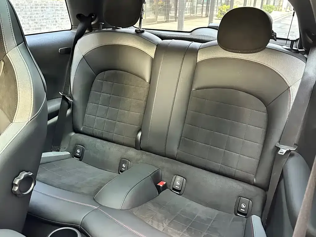MINI JCW (John Cooper Works) 2021 из CN, фото 2