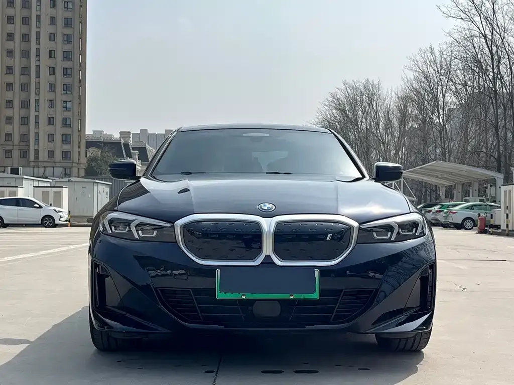 BMW i3 2023 из CN, фото 2