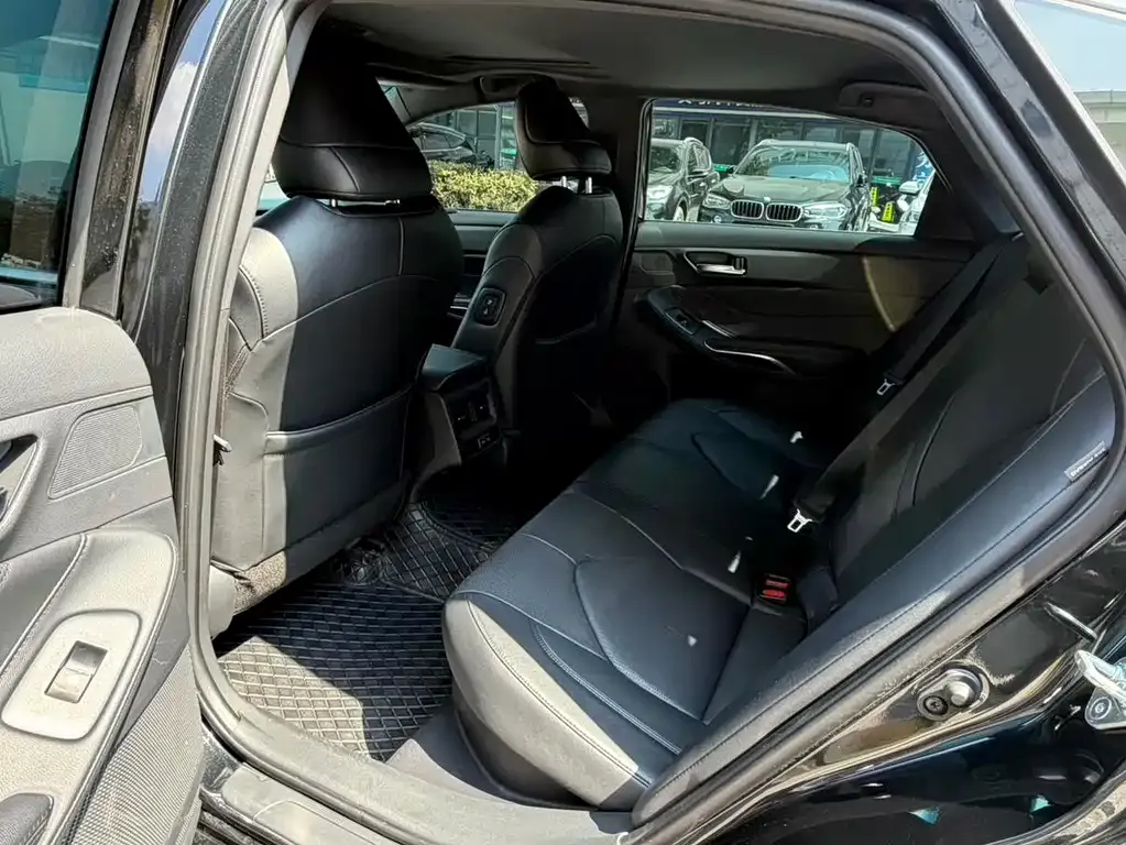 Toyota Avalon 2023 из CN, фото 7