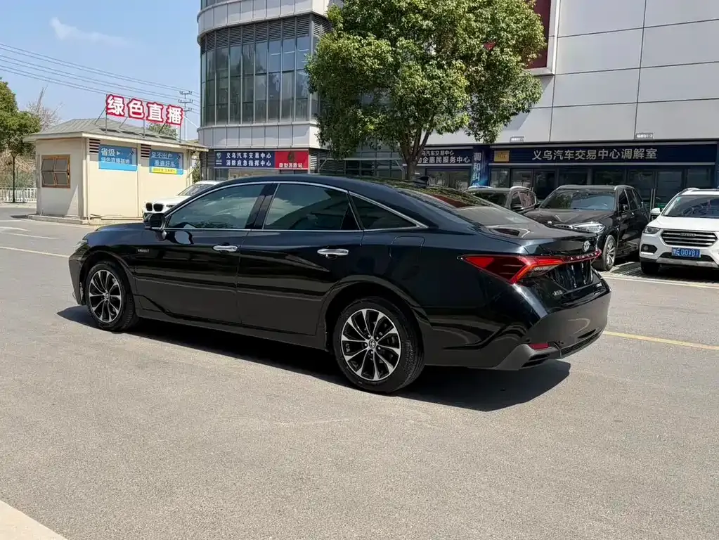 Toyota Avalon 2023 из CN, фото 9