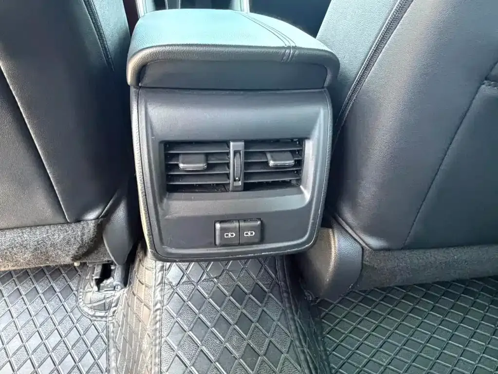 Toyota Avalon 2023 из CN, фото 4