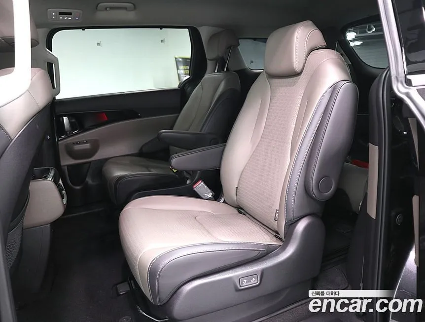 Kia Carnival — фото 2