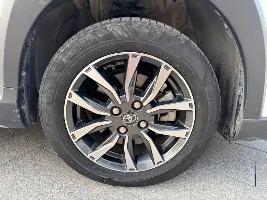 Toyota Yaris L 2023 из CN, фото 7