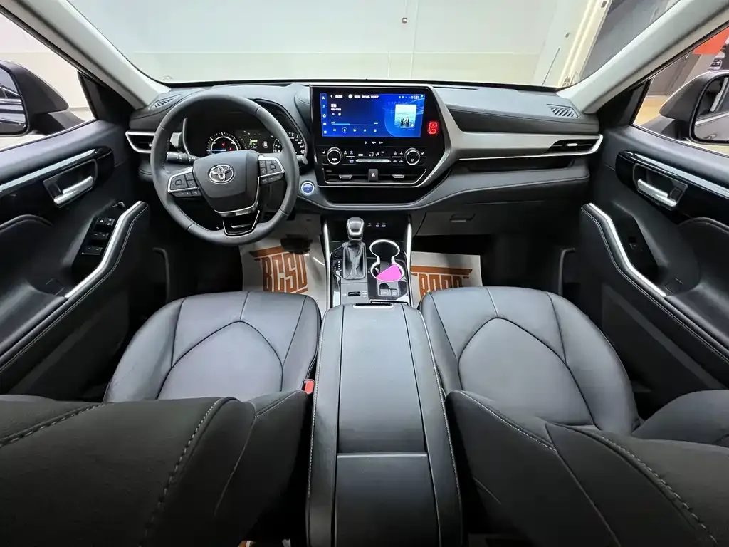 Toyota Highlander 2022 из CN, фото 8