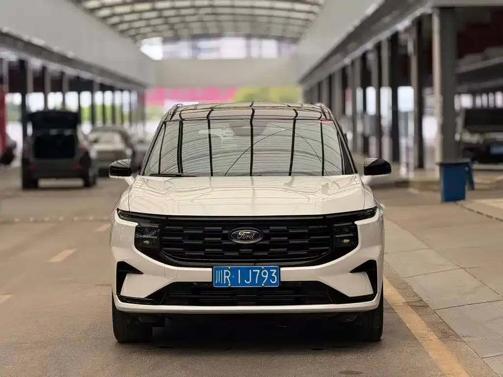 Ford Edge — фото 8