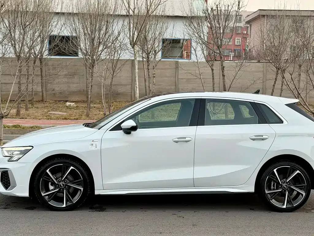 Audi A3 — фото 10