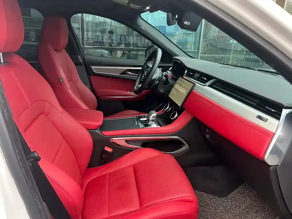 Jaguar F-PACE 2024 из CN, фото 3