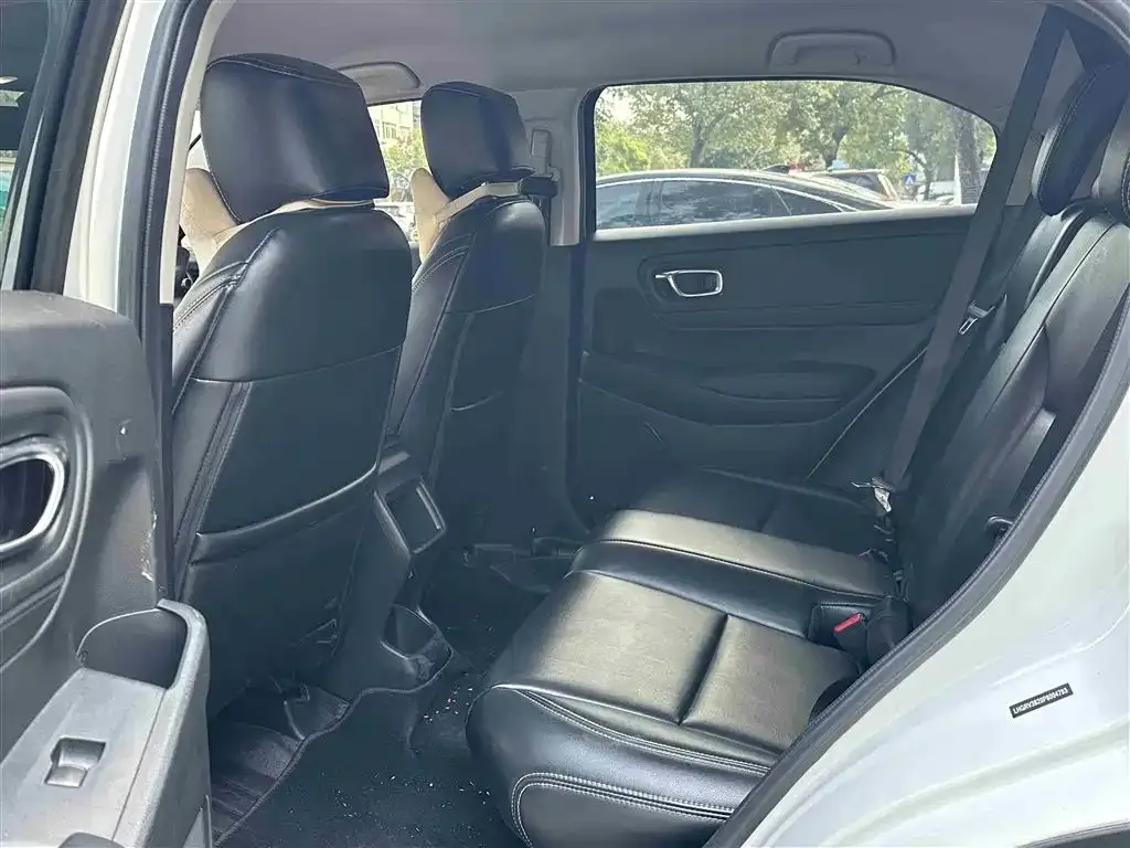 Honda Vezel 2023 из CN, фото 4