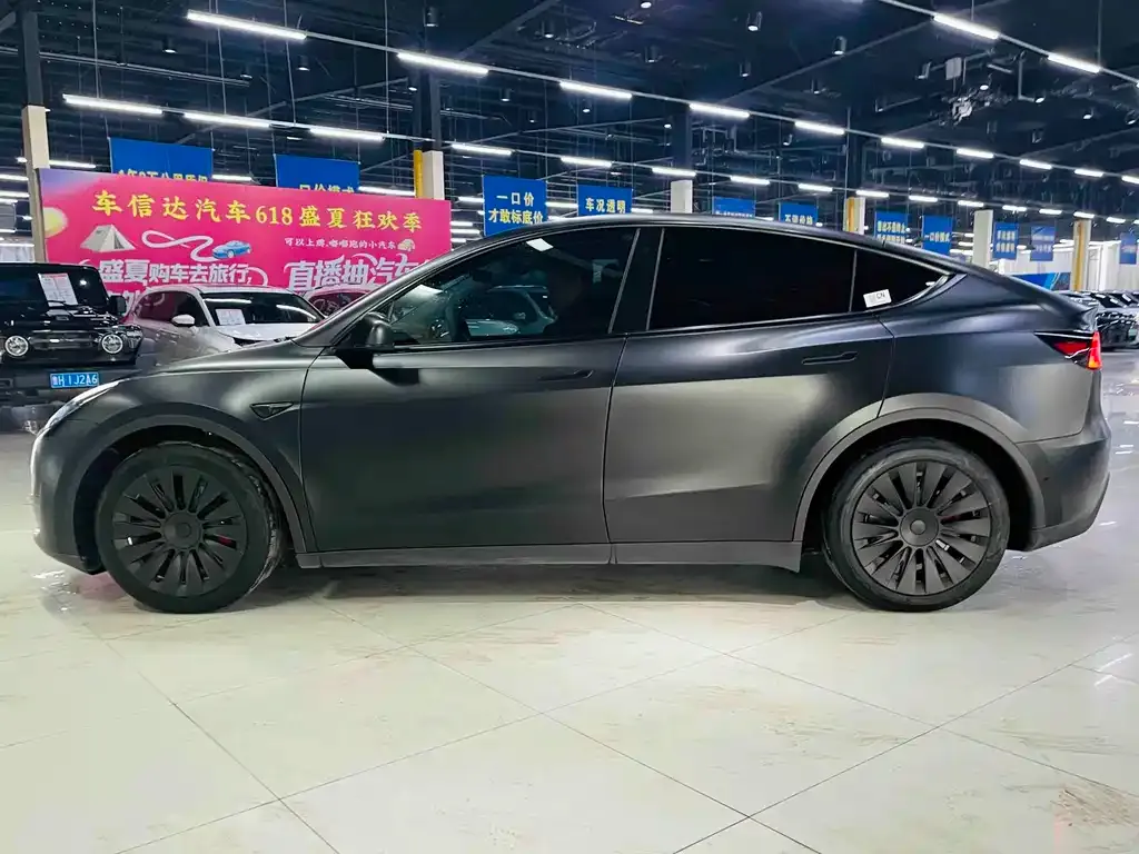 Tesla Model Y 2023 из CN, фото 8