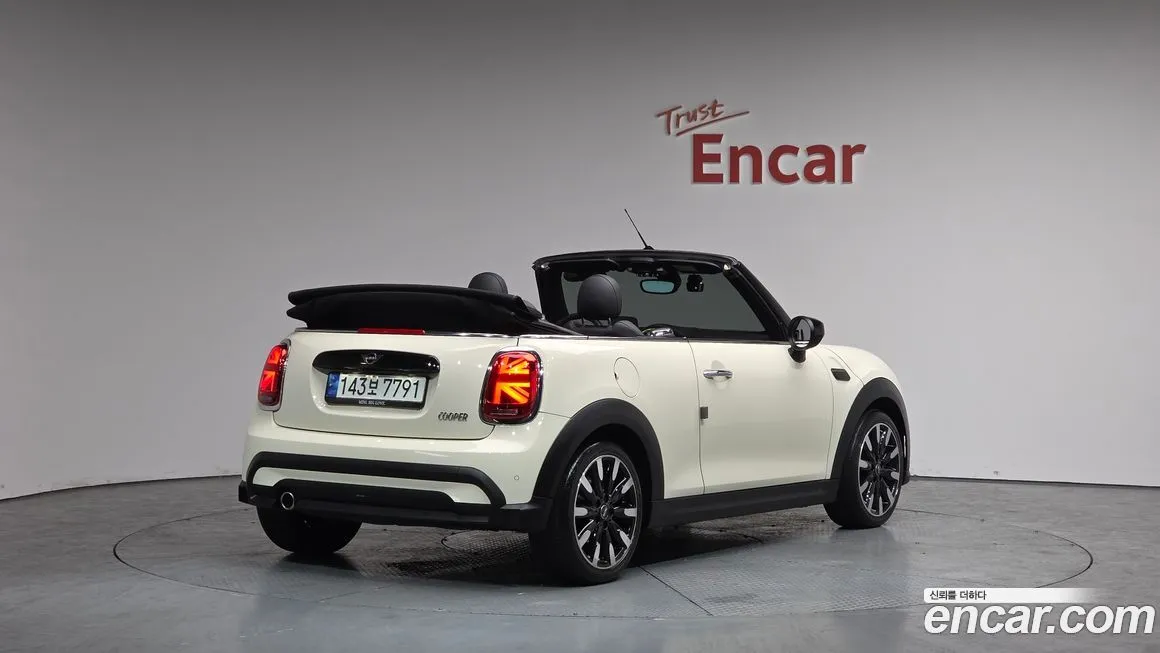 Mini Cooper Convertible — фото 2