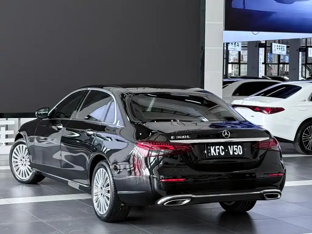 Mercedes-Benz E-Class 2021 из CN, фото 4