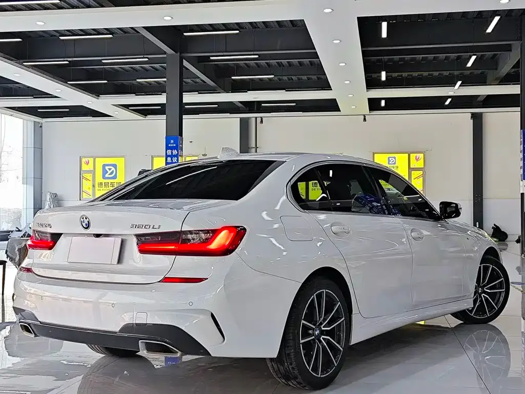 BMW 3 Series — фото 5
