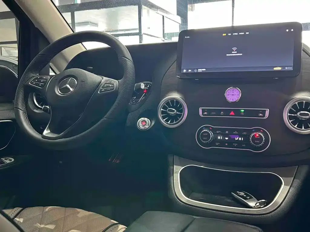 Mercedes-Benz Vito 2021 из CN, фото 8
