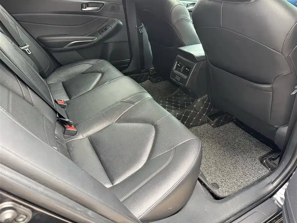 Toyota Avalon 2022 из CN, фото 6
