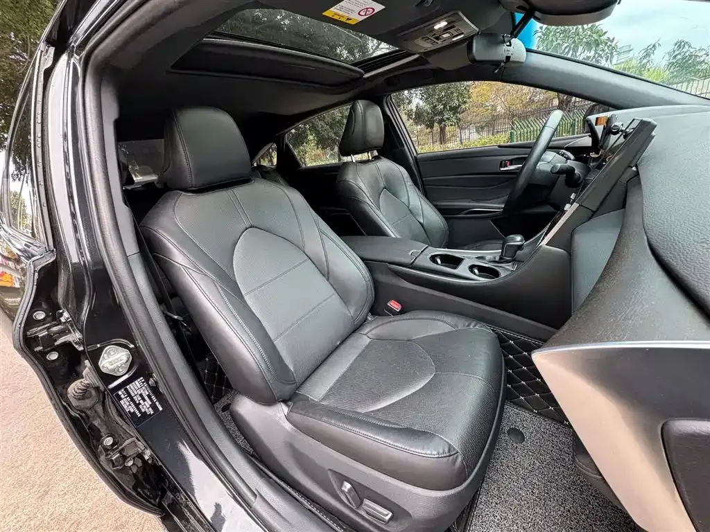 Toyota Avalon 2022 из CN, фото 5