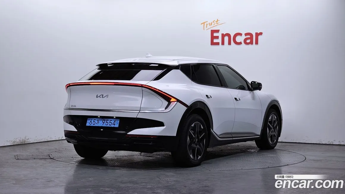 Kia EV6 — фото 4