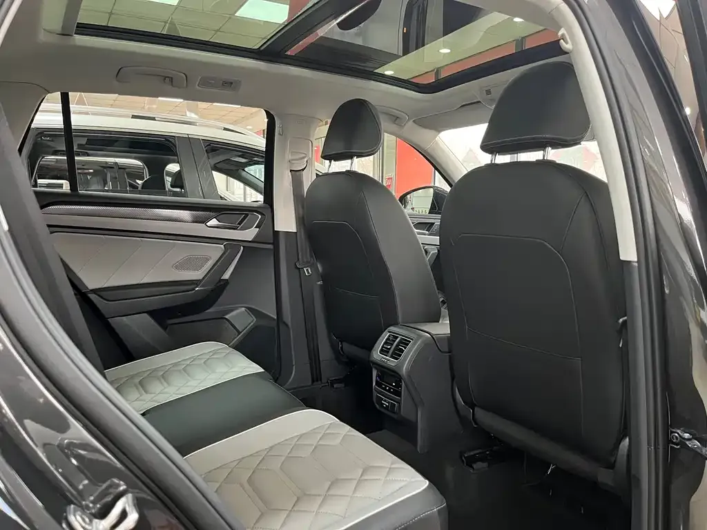 Volkswagen Tayron 2025 из CN, фото 8