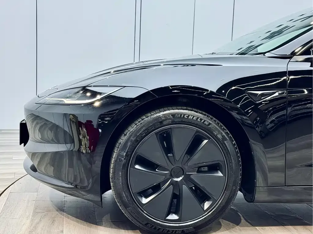 Tesla Model 3 2024 из CN, фото 10