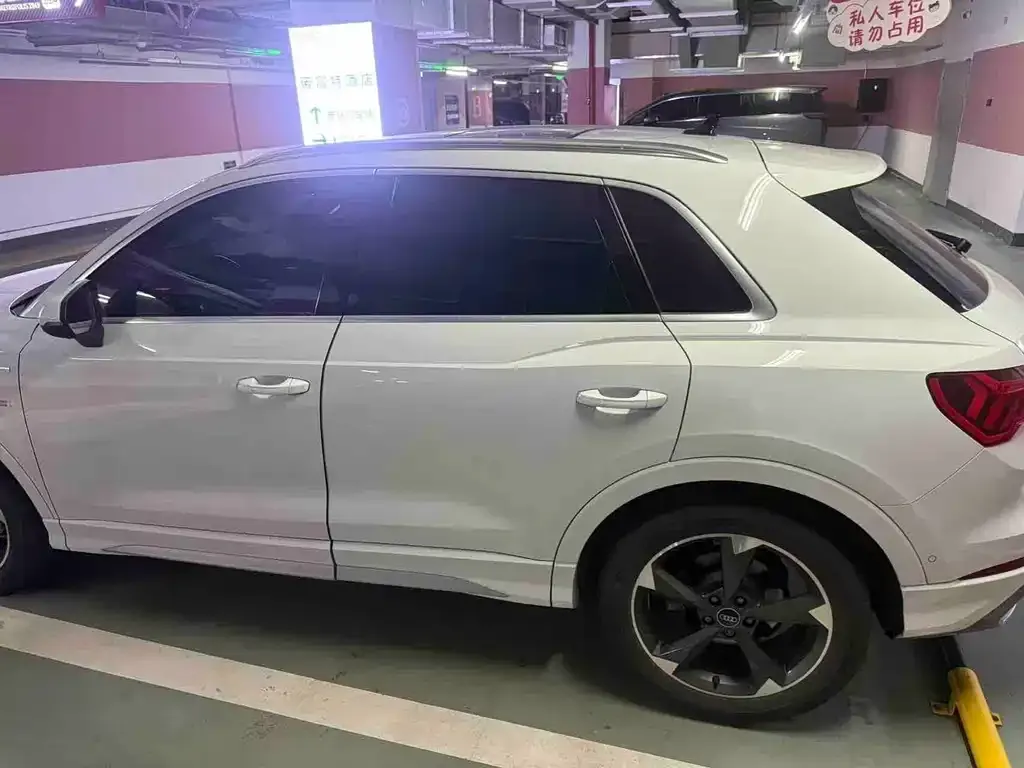 Audi Q3 2022 из CN, фото 4