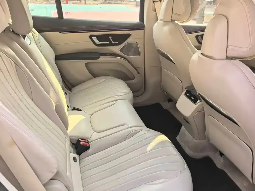 Mercedes-Benz EQS SUV 2026 из CN, фото 2
