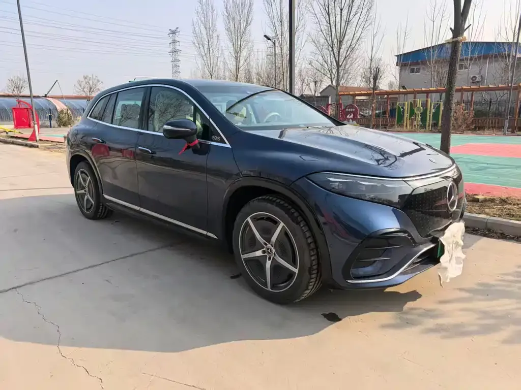 Mercedes-Benz EQS SUV 2026 из CN, фото 3