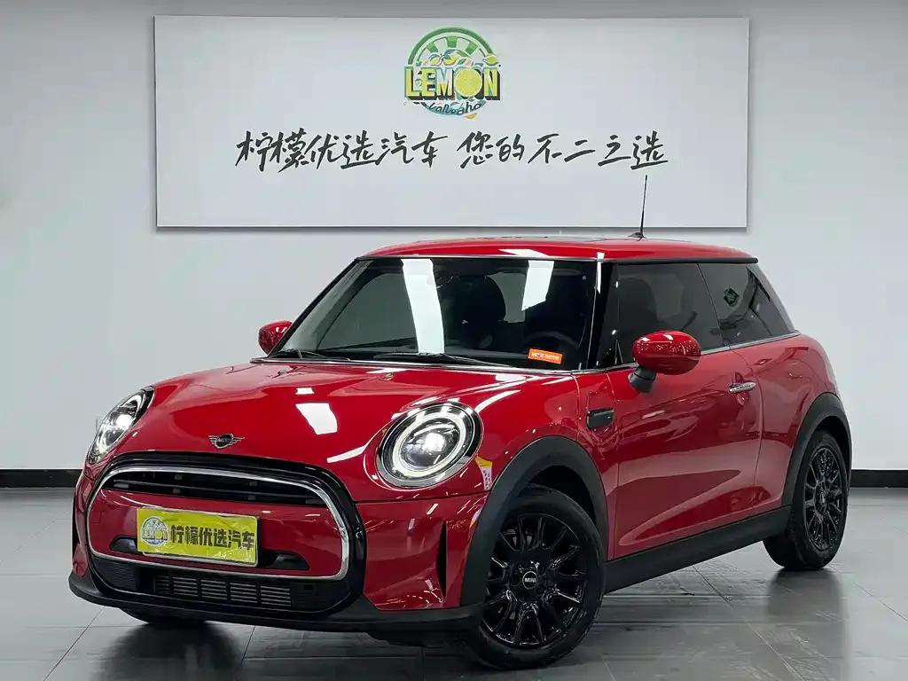 MINI Cooper (3-door) 2023 из CN, фото 1
