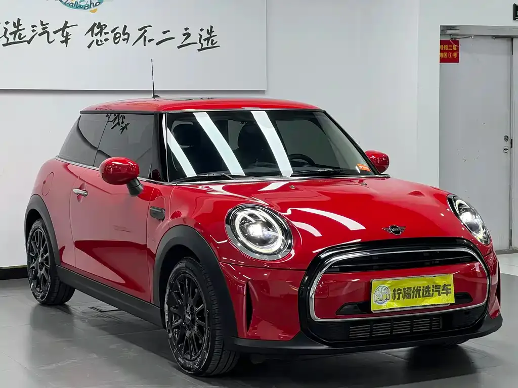 MINI Cooper (3-door) 2023 из CN, фото 6