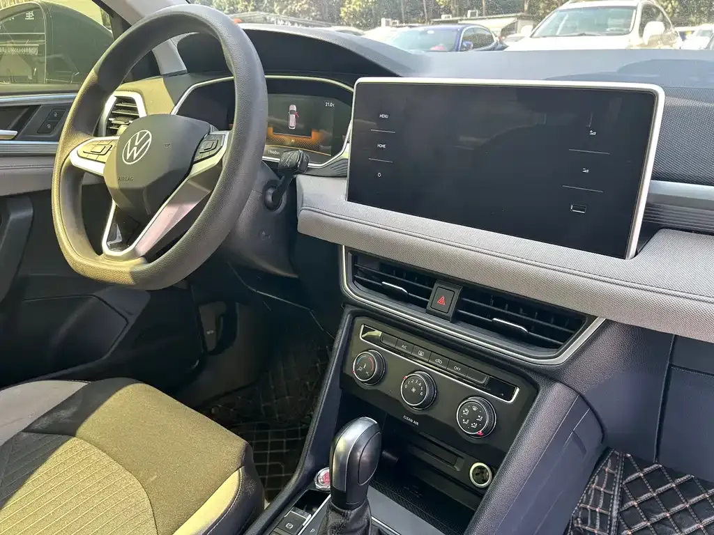 Volkswagen Tharu 2023 из CN, фото 8