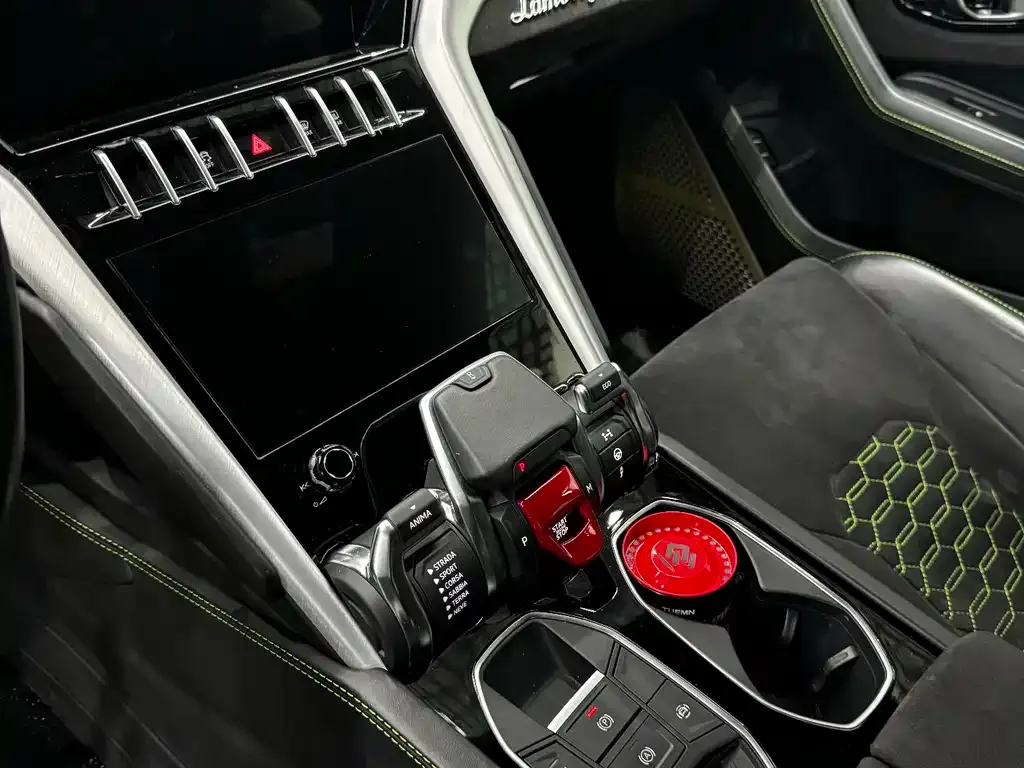 Lamborghini Urus 2021 из CN, фото 6