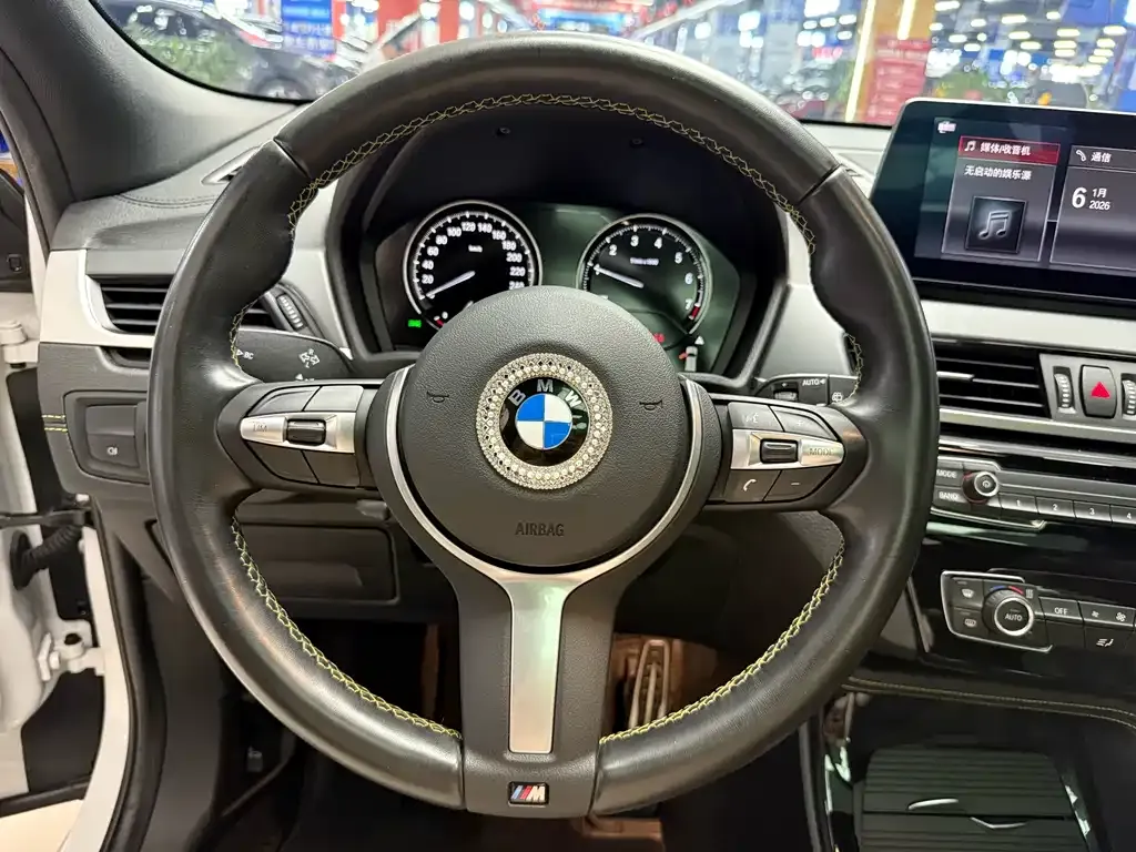 BMW X2 — фото 9